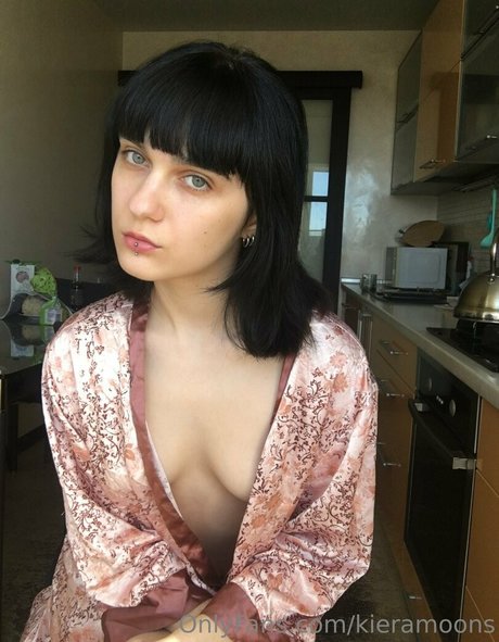 amazonkiera star hot img