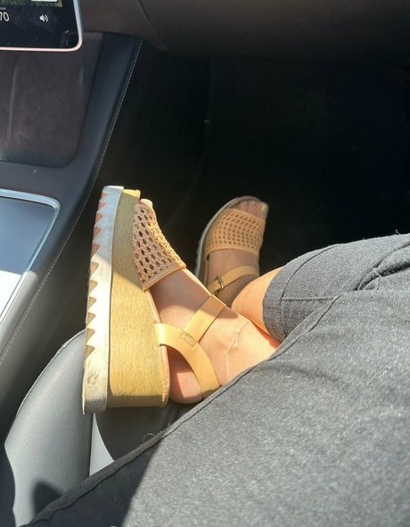 blonde small tits onlyfans nice photos