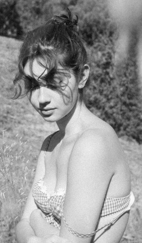 caterpillareyebrow model erotic galleries