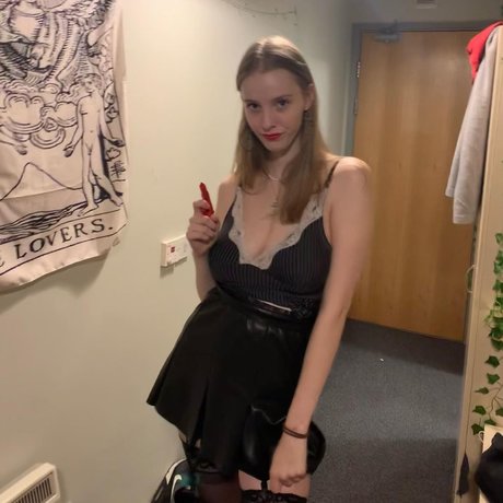 Eliza Goldsmith star free images