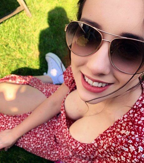 ErinMoore star nude image