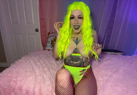 playmatekatrina model exclusive photos