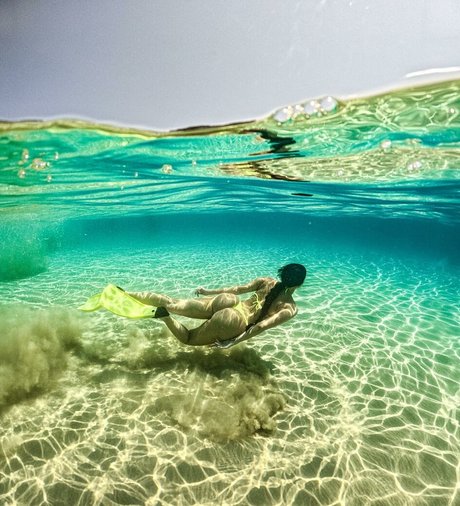 Emily Garcia nudes model photos