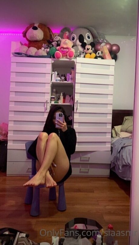 Sia ASMR sexy model gallery