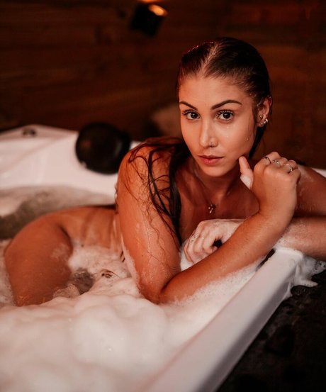 brown onlyfans hot sex picture