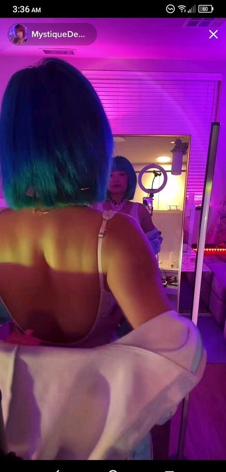 Mystiquede model pornographic photo