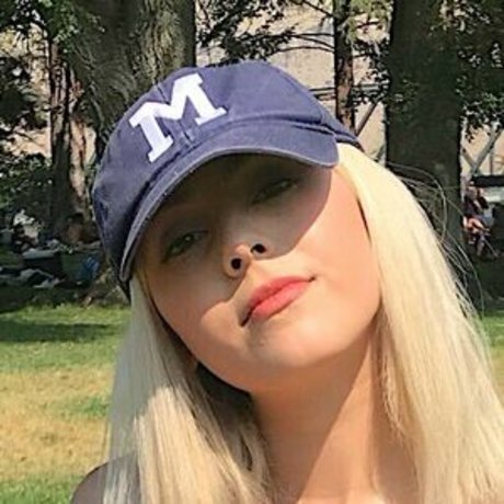 Marthacrdns star photos