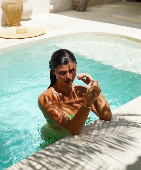 blonde shemale onlyfans perfect galleries