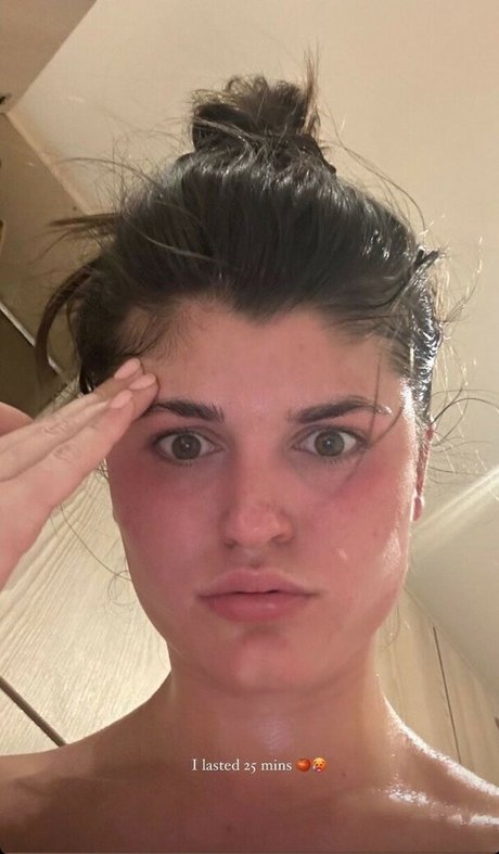 livefitelle exclusive model pics