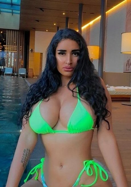 Tania Barbosa model nudes photos