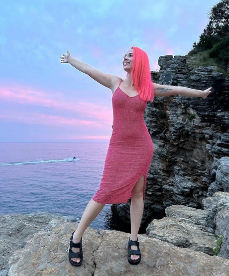 Fairy Elfie star adult pictures