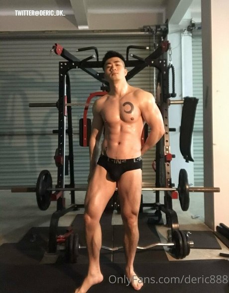 deric888 model nude pics