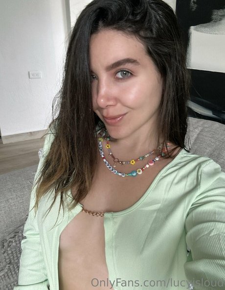 Lucyisloud nice model gallery