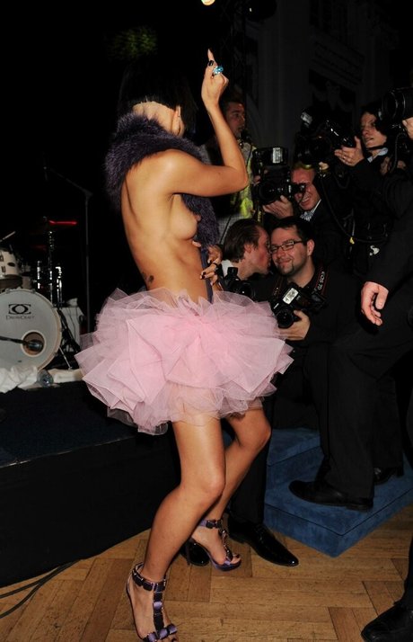 Bai Ling naked pornstar photos