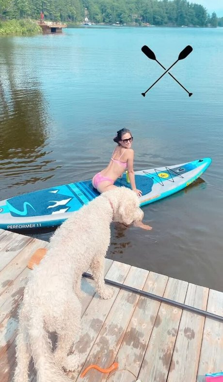 Kaitlyn Leeb star adult photo