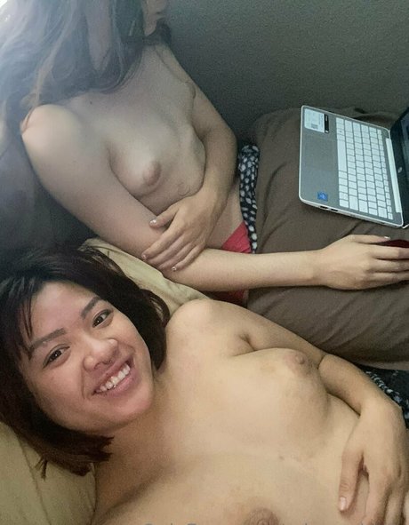 mia and lola exclusive star pictures