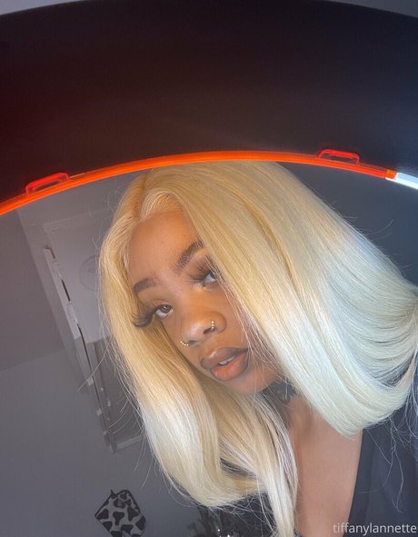 tiffanylannettevip erotic pornstar pic