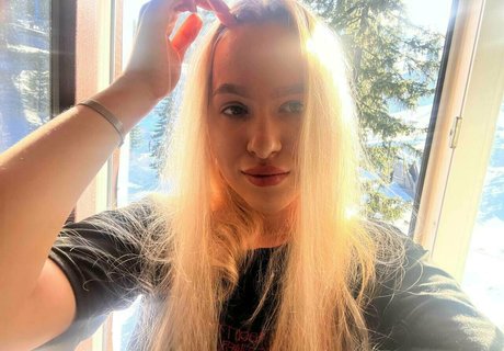 eveline hot pornstar naked galleries