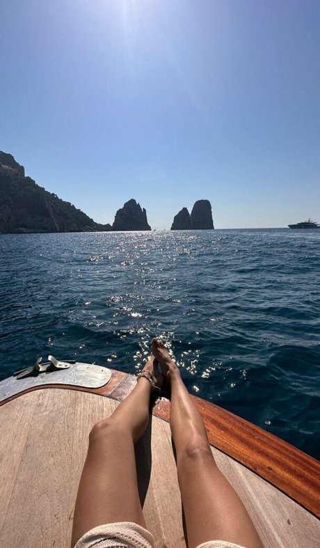 amateur chubby onlyfans art naked images