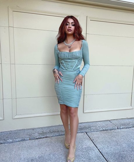 Andrea Russett pornstar nice photo