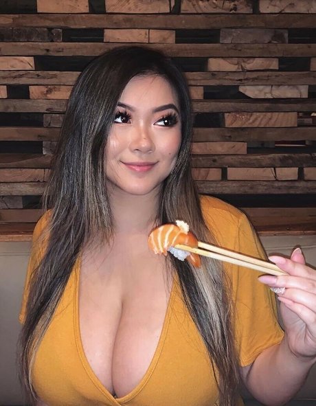 Vickibaybeee star pretty images