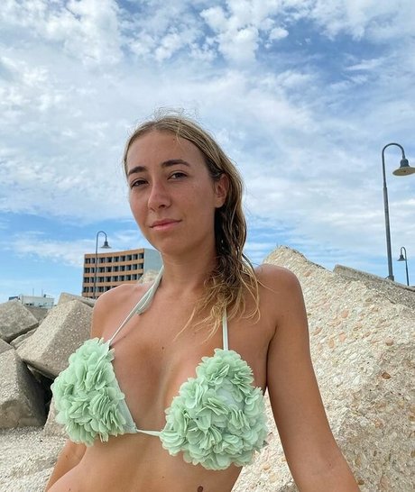 tiktok stars onlyfans hot xxx images