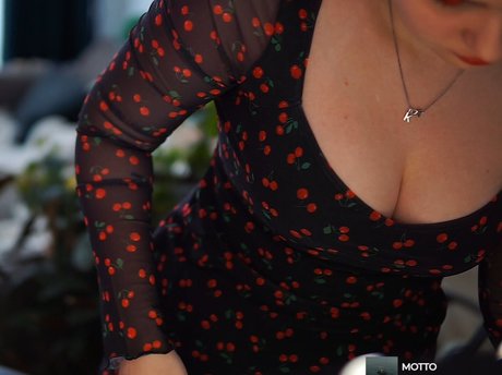 Proxyfox pornstar nude photo