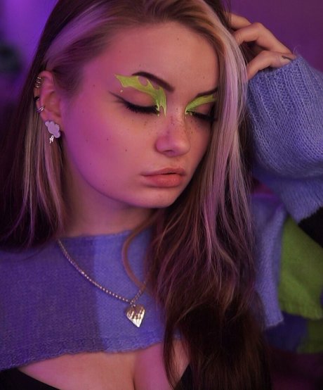 Proxyfox nude pornstar gallery