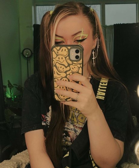 asian top onlyfans art nude archive