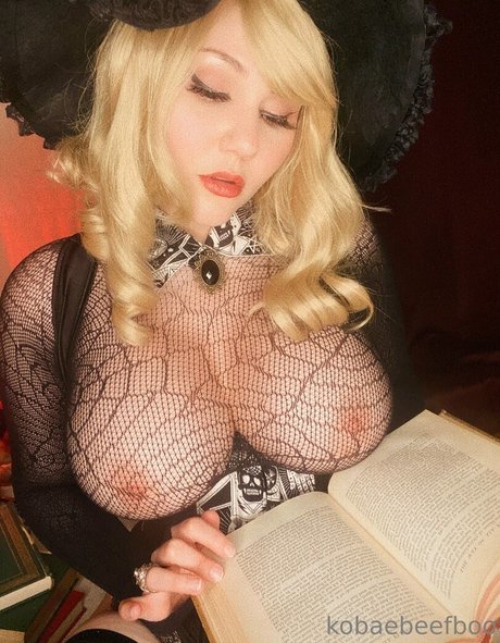 beautiful japanese onlyfans sexy nude photo