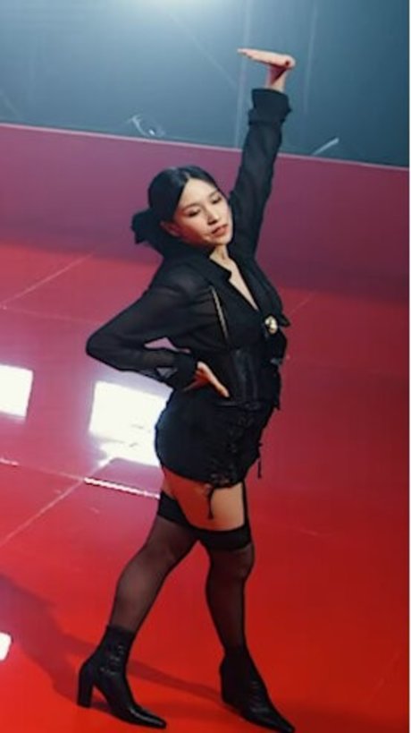 Twice Kpop model nude gallery