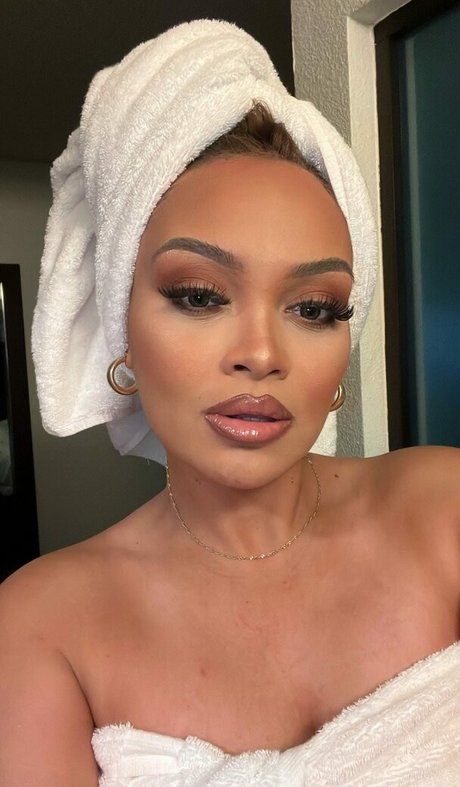 Karina Atavenitia nudes star galleries