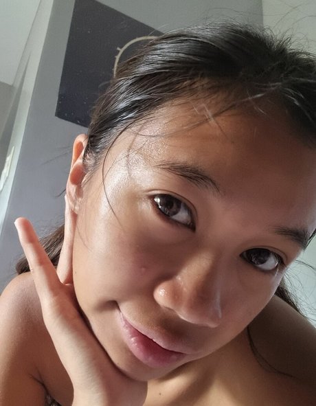 Creamberryfairy model beautiful pics