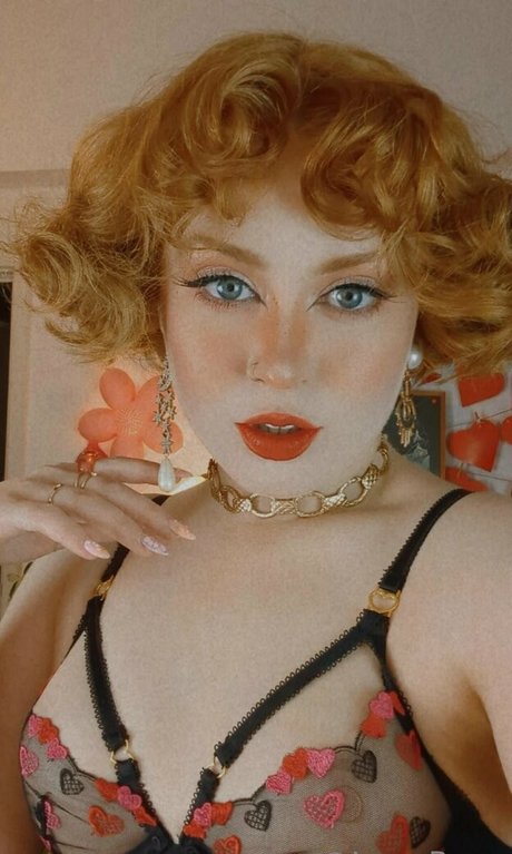 lunaroux model sexy photos