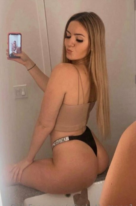 ginger kitty onlyfans sexy nude photo