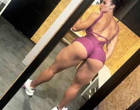 Nami Diamante star sexy galleries