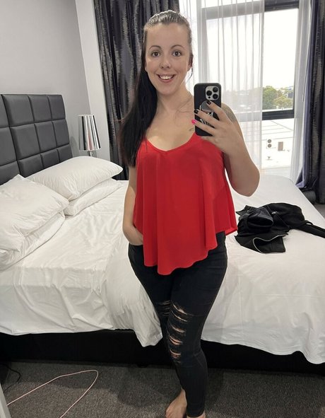 giantess onlyfans sexy nude photo