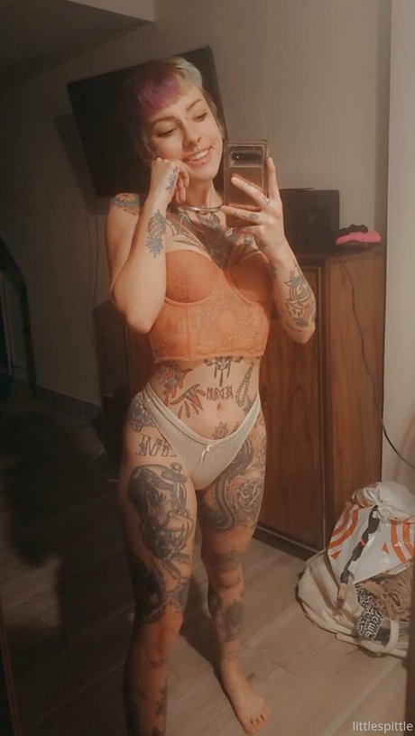 littlespittle beautiful pornstar pic
