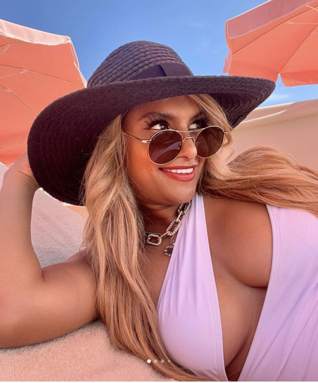 Melissa Reddy pornstar top img