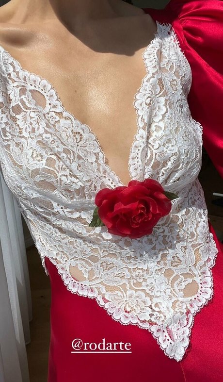 Georgia Toffolo naked model gallery