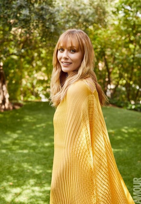 Elizabeth Olsen hot pornstar galleries