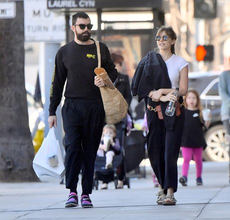 Elizabeth Olsen pornstar adult galleries