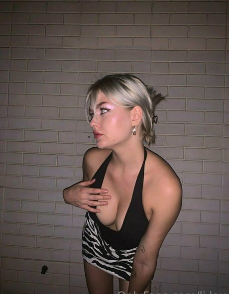 lilaxshy erotic star archive