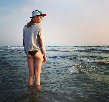 influencer girls onlyfans naked archive