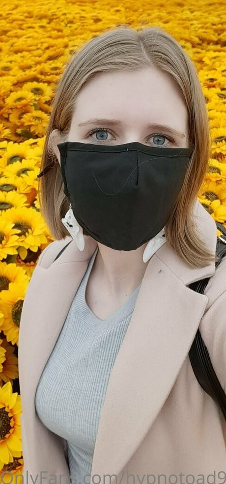 big tits nerd onlyfans free nude photo