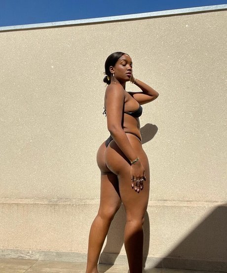 Izza Cantora pornstar hd archive