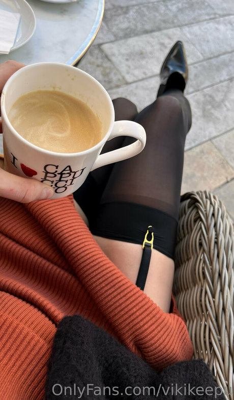 vikikeepu pornstar naked photos