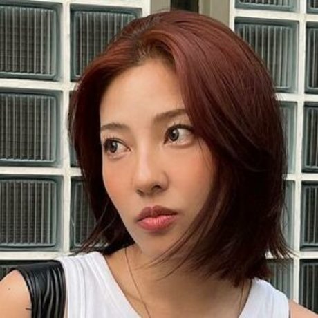 Jeon Jisu model nice image