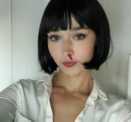 Holls8 pornstar pretty img