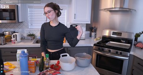 Holls8 pornstar sex pic